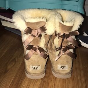 Bailey Bow Uggs